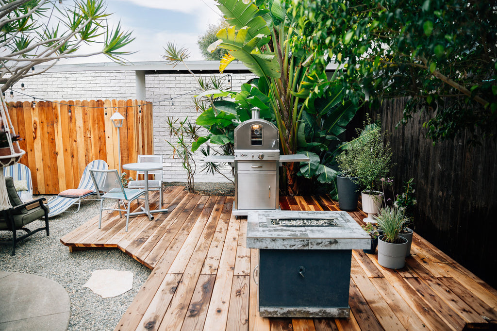 Outdoor Ovens and Fire Features