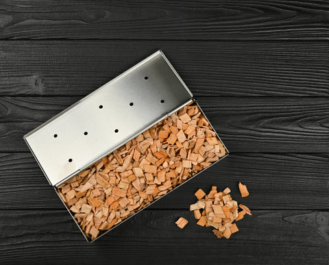 Smoker box for gas grills